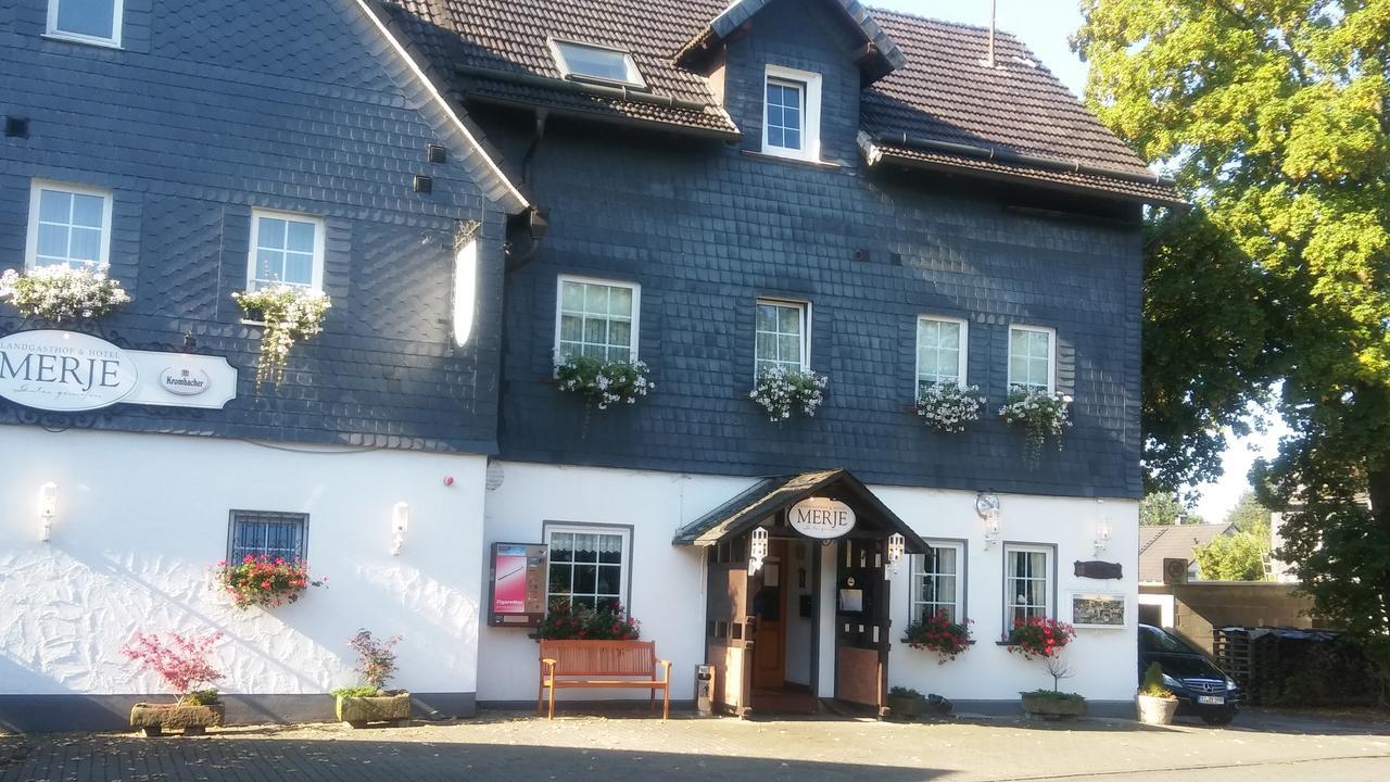 Landgasthof & Hotel "Merje" Kreuztal Exterior photo